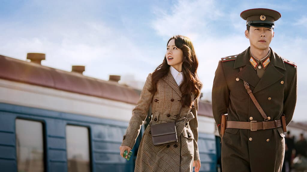 Crash Landing On You dizisinden Ri Jeong-Hyeok ve Yoon Se-Ri