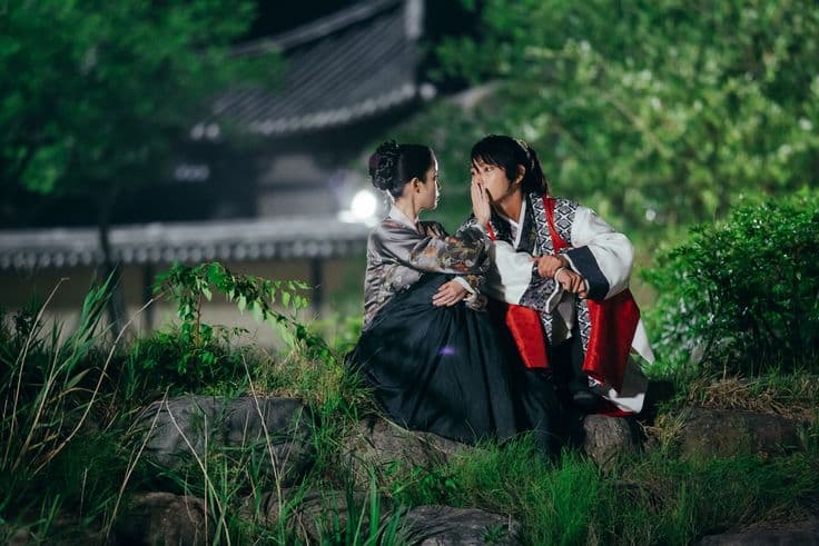 Moon Lovers dizisinden Wang So ve Hae-Soo